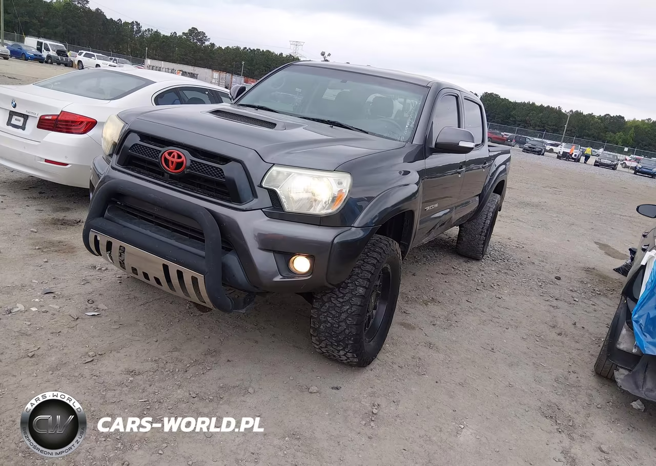 2015 Toyota Tacoma Base V6 VIN:5TFLU4EN7FX120696 - 2