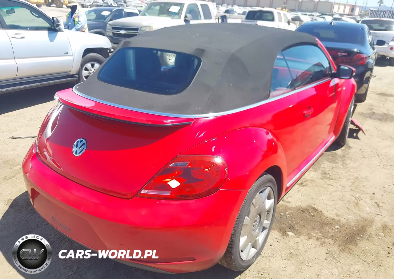 2013 Volkswagen Beetle 2.5L VIN:3VW5P7AT1DM816542 - 4