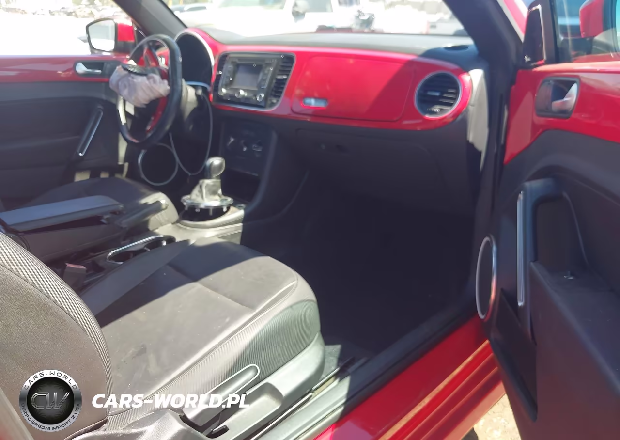 2013 Volkswagen Beetle 2.5L VIN:3VW5P7AT1DM816542 - 5