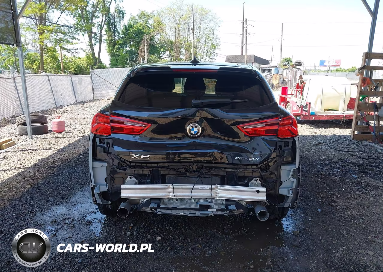2018 BMW X2 xDrive28I VIN:WBXYJ5C37JEF73832 - 17