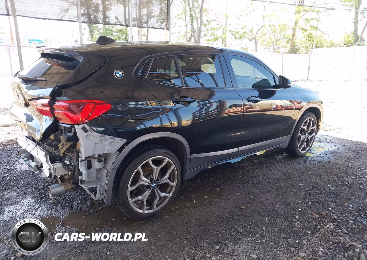 2018 BMW X2 xDrive28I VIN:WBXYJ5C37JEF73832 - 4