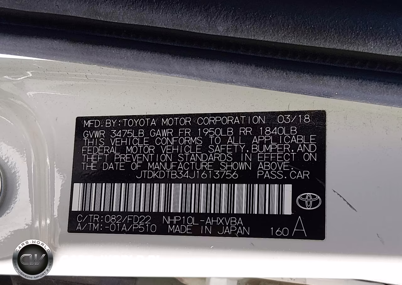 2018 Toyota Prius C One VIN:JTDKDTB34J1613756 - 9