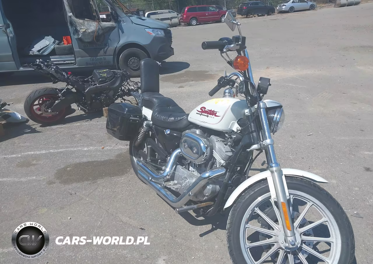 2001 Harley-Davidson Xl883 Hugger