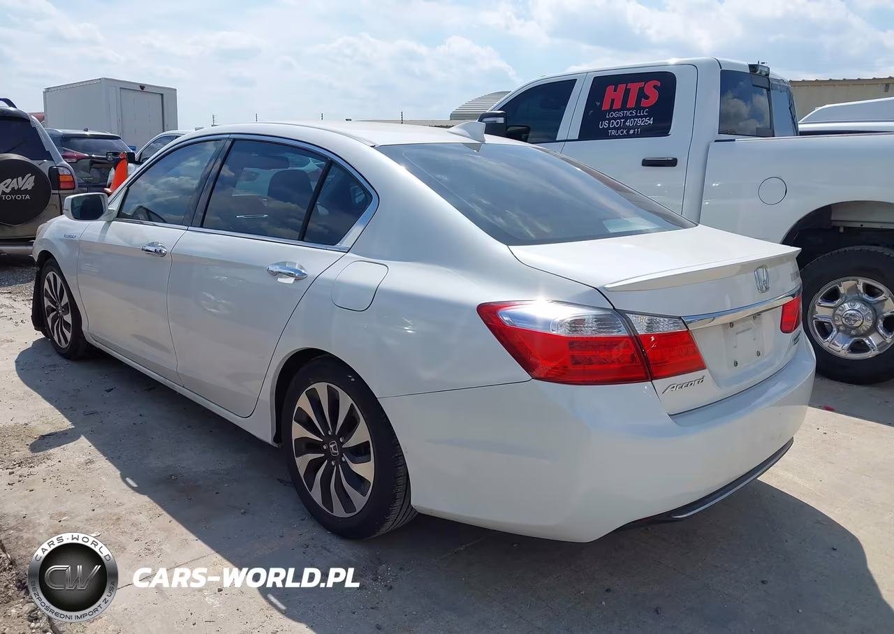 2014 Honda Accord Hybrid Touring VIN:1HGCR6F79EA007025 - 3