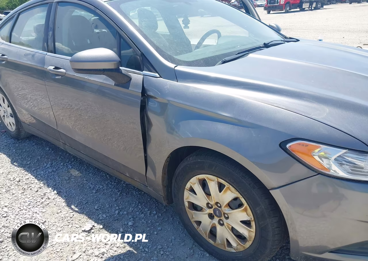 2014 Ford Fusion S VIN:3FA6P0G71ER108553 - 6