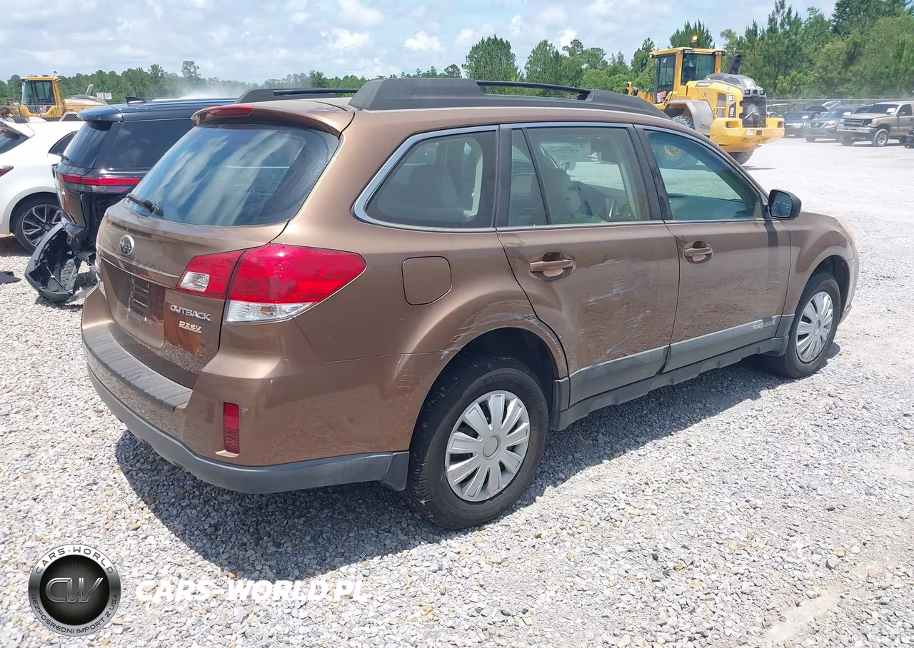 2011 Subaru Outback 2.5I VIN:4S4BRBACXB3339364 - 4