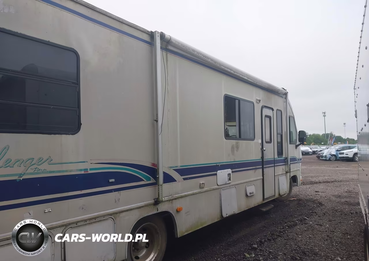 1994 Chevrolet P30 VIN:1GBKP37N9R3303009 - 12