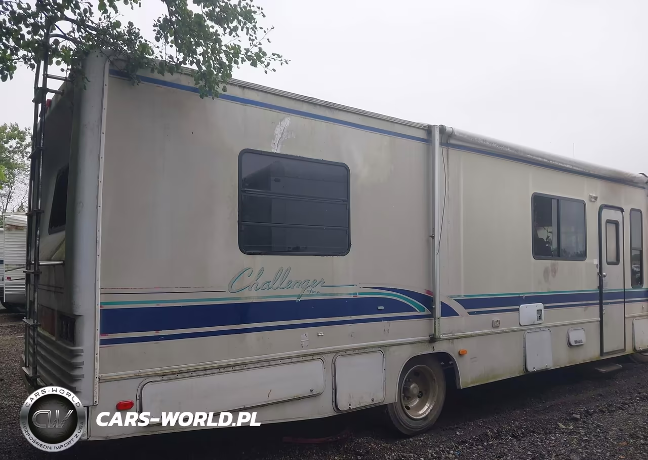 1994 Chevrolet P30 VIN:1GBKP37N9R3303009 - 4