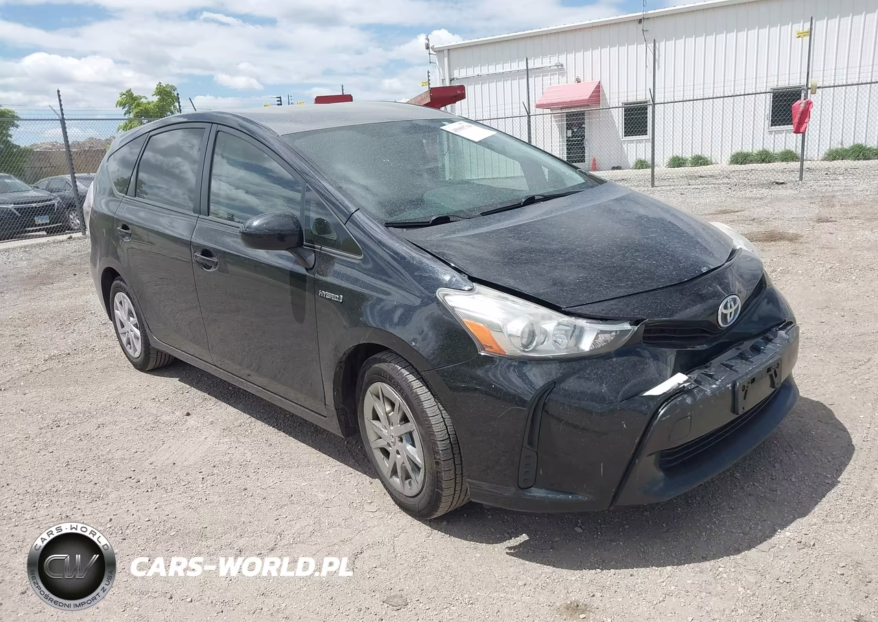 2015 Toyota Prius V Two – zdjęcie 1 z 16