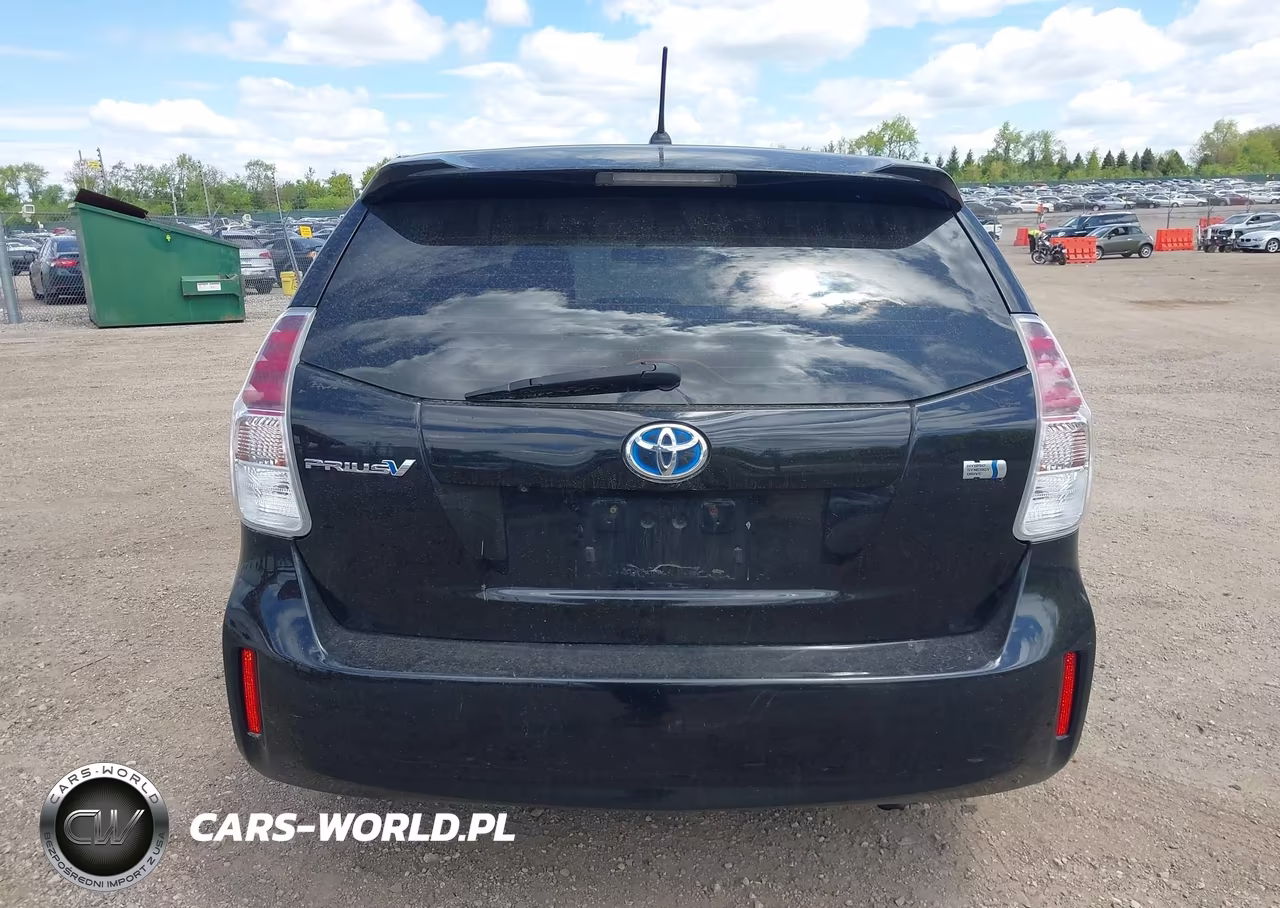 2015 Toyota Prius V Two VIN:JTDZN3EU5FJ033553 - 16