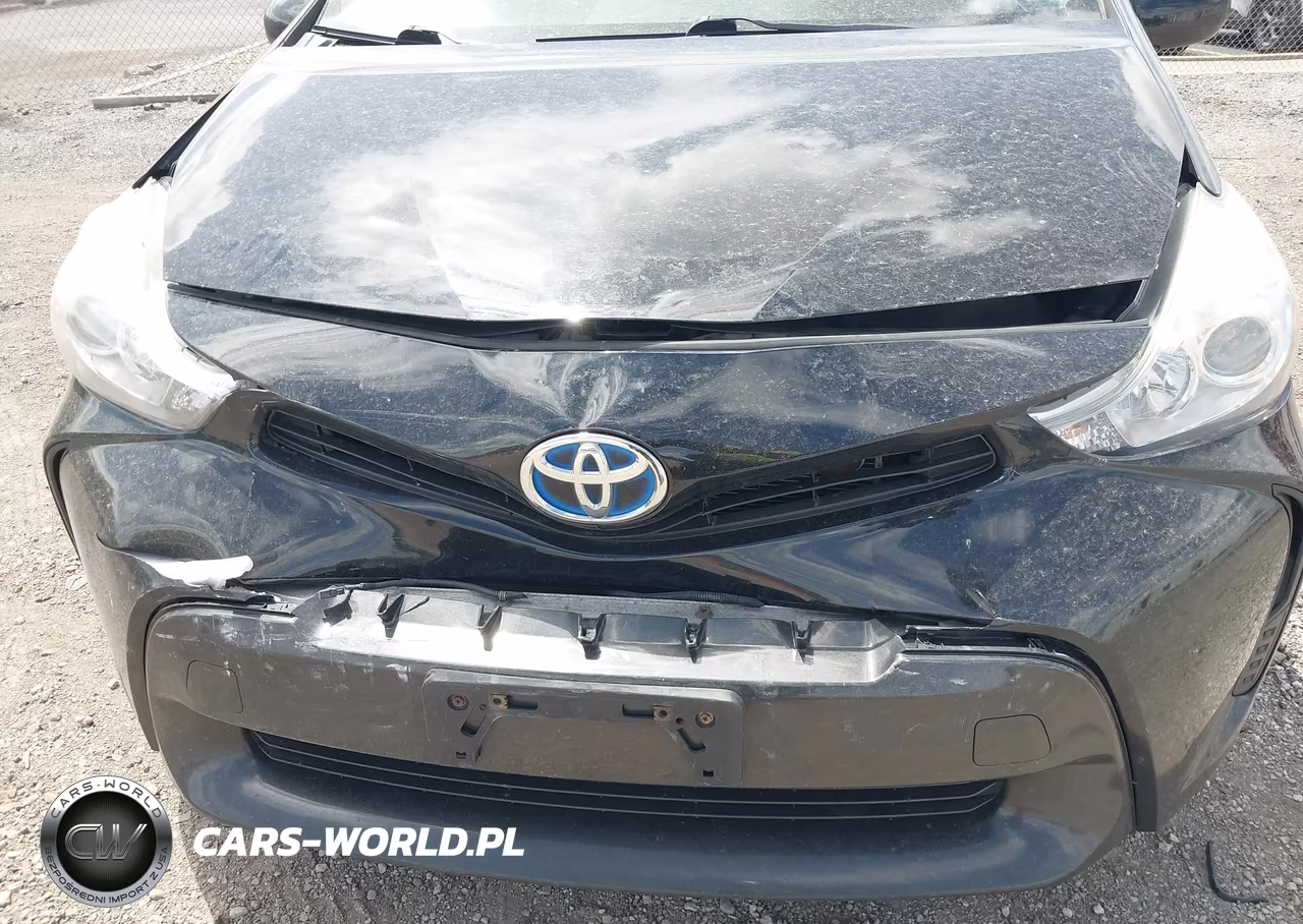2015 Toyota Prius V Two VIN:JTDZN3EU5FJ033553 - 6