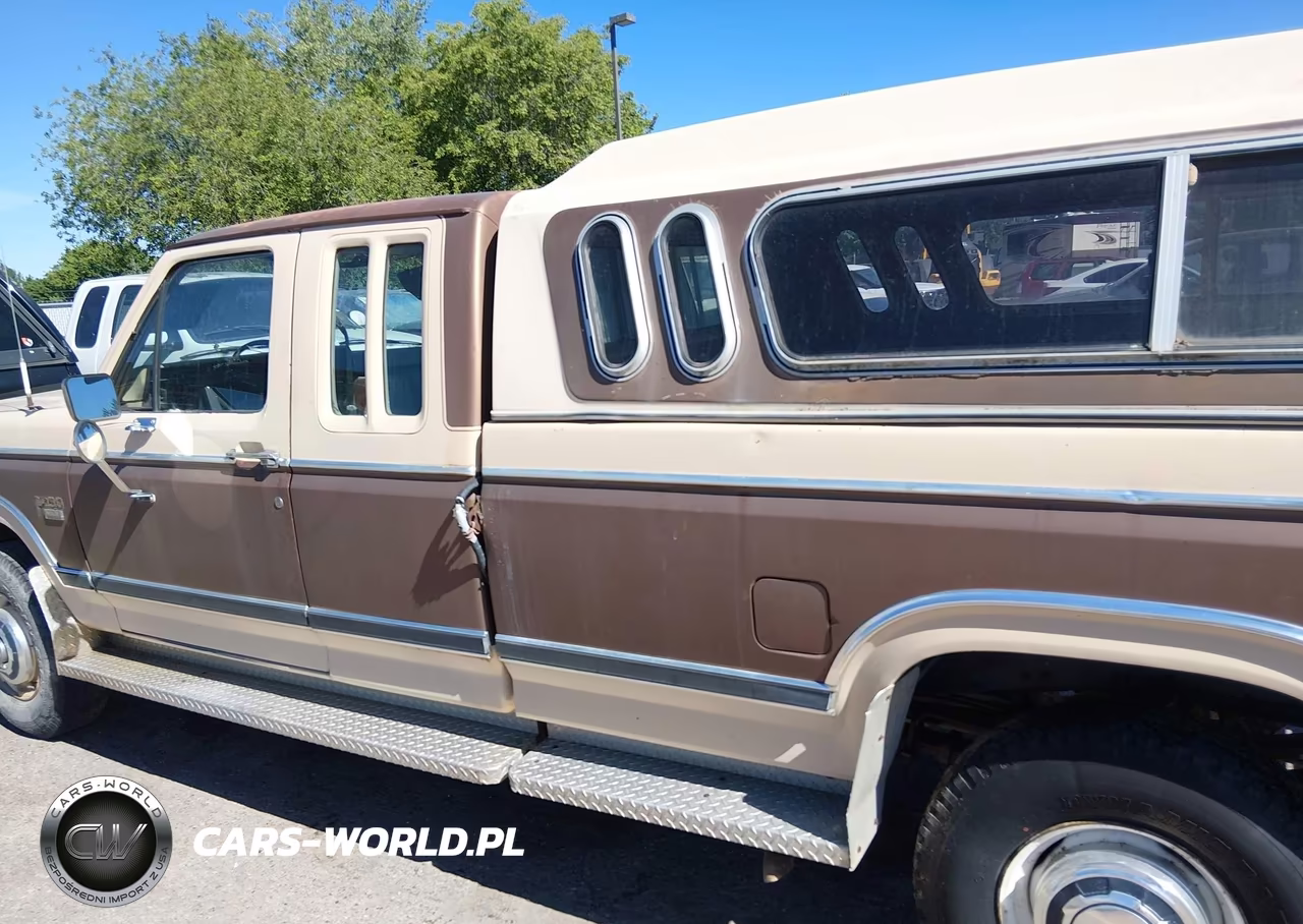 1984 Ford F250 VIN:1FTHX2611EKA66238 - 14