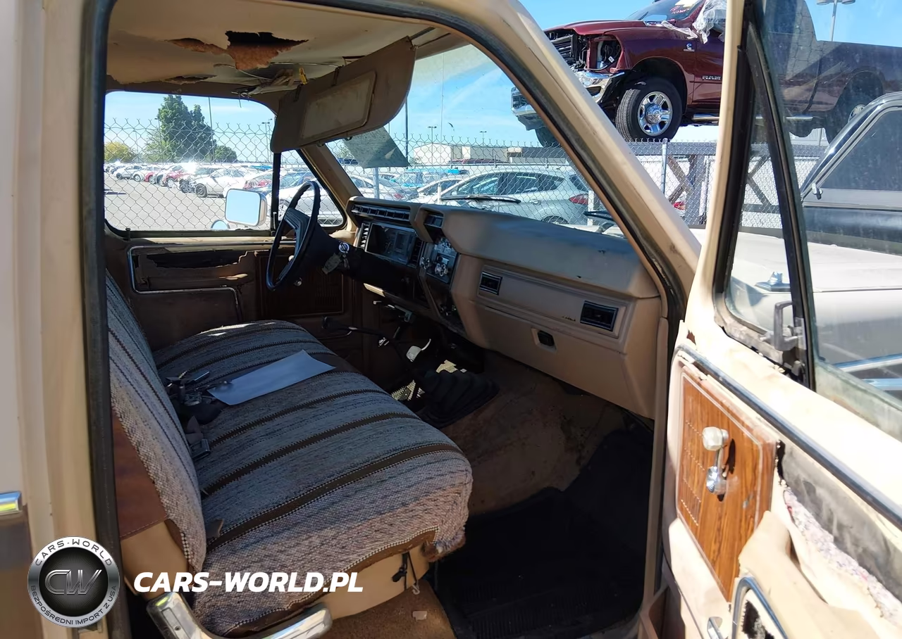 1984 Ford F250 VIN:1FTHX2611EKA66238 - 5