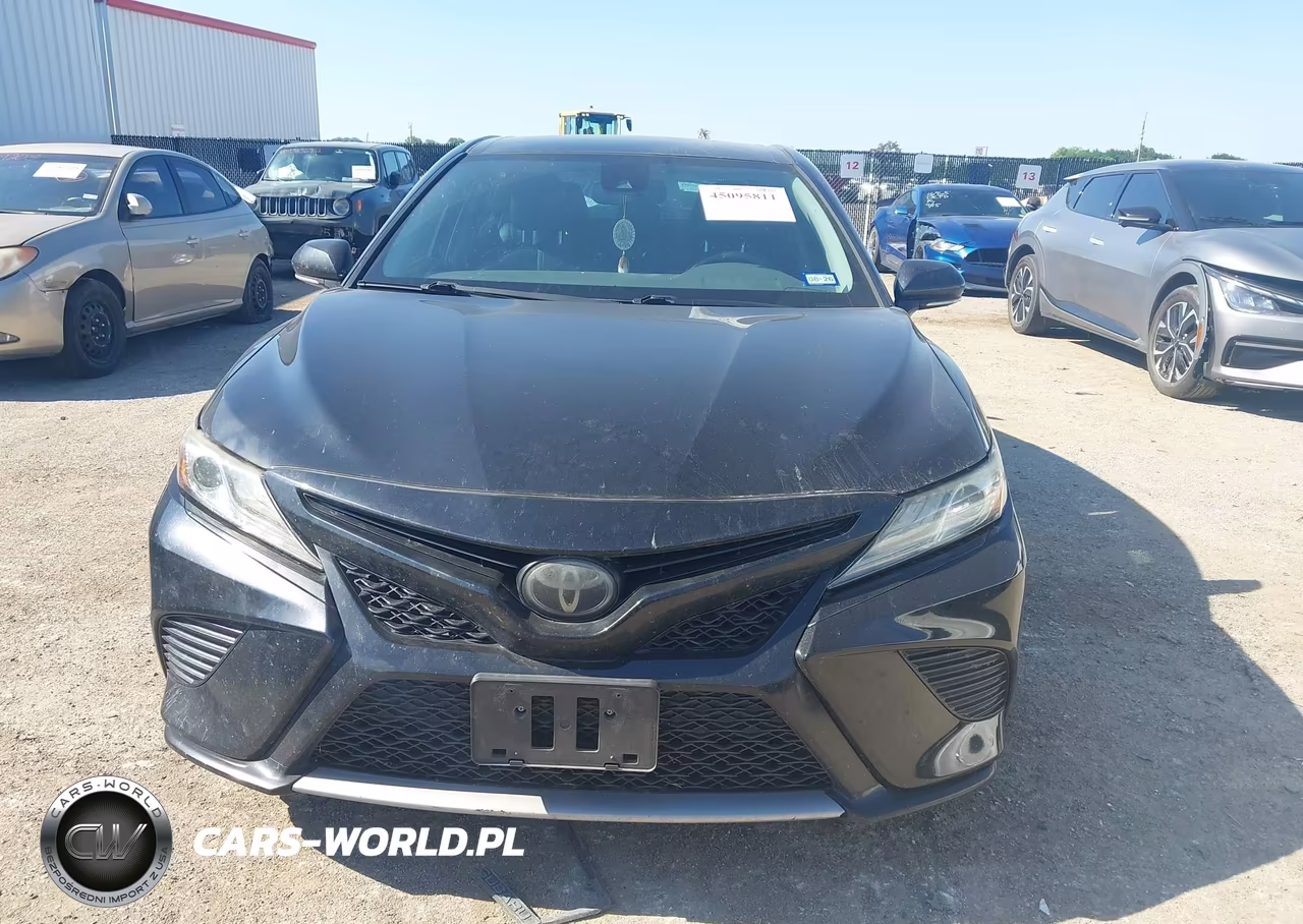 2019 Toyota Camry Xse VIN:4T1B61HK3KU814492 - 12