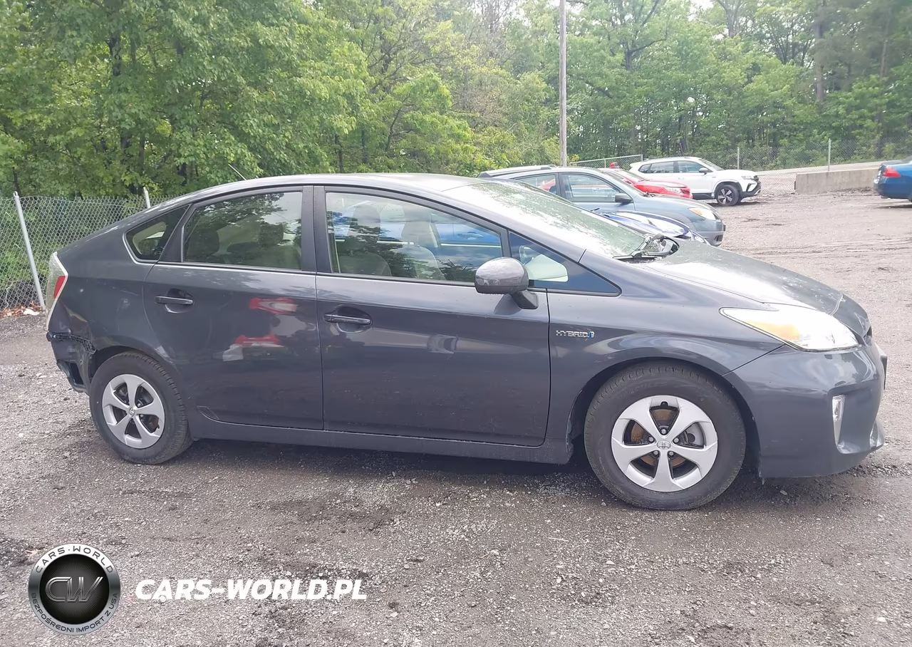 2012 Toyota Prius Two VIN:JTDKN3DU3C1521656 - 13