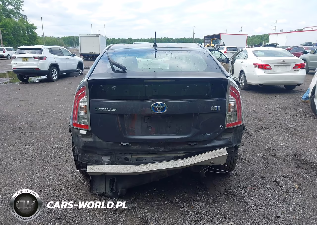 2012 Toyota Prius Two VIN:JTDKN3DU3C1521656 - 16