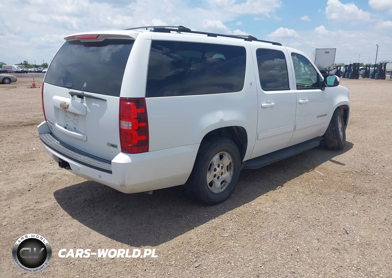 2011 Chevrolet Suburban 1500 Lt1 VIN:1GNSCJE01BR104937 - 4