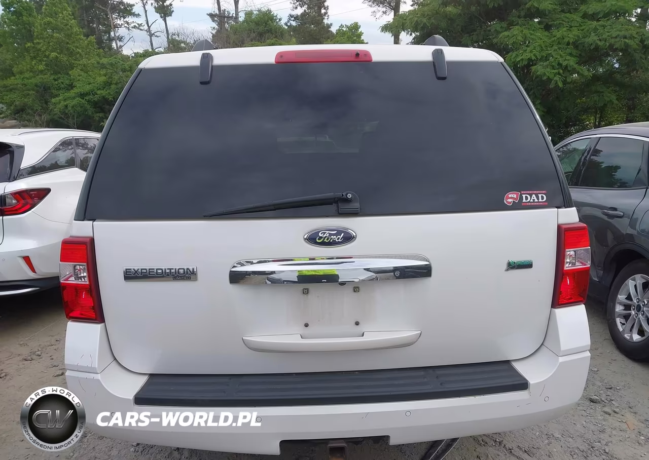 2014 Ford Expedition Limited VIN:1FMJU1K52EEF10301 - 16