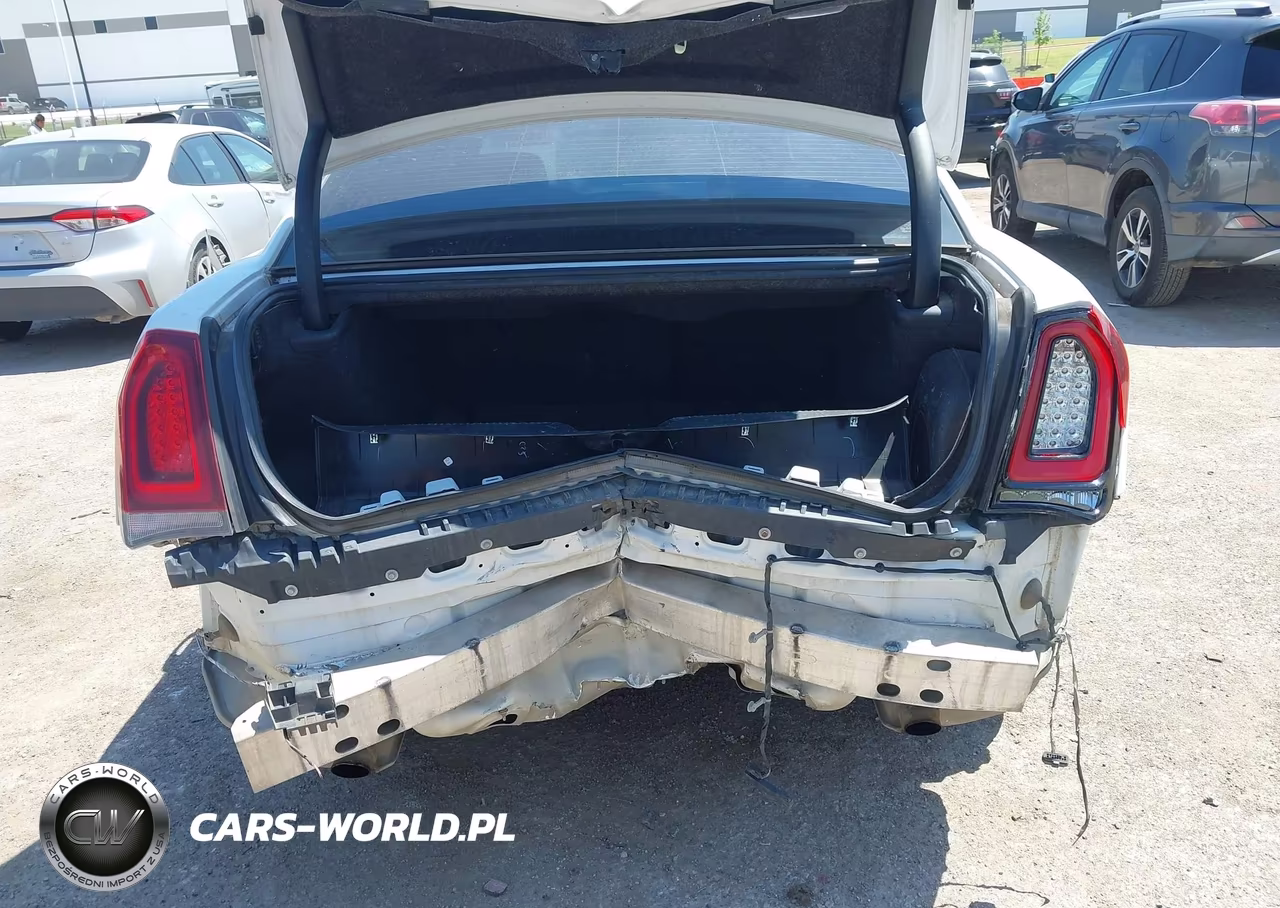 2016 Chrysler 300 300S Alloy Edition VIN:2C3CCAGG3GH262179 - 6