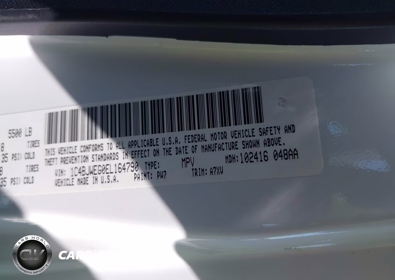 2014 Jeep Wrangler Unlimited Sahara VIN:1C4BJWEG0EL164790 - 9