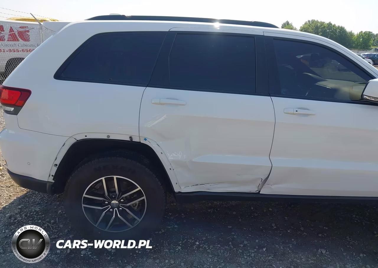 2018 Jeep Grand Cherokee Trailhawk 4X4 VIN:1C4RJFLG4JC365622 - 6