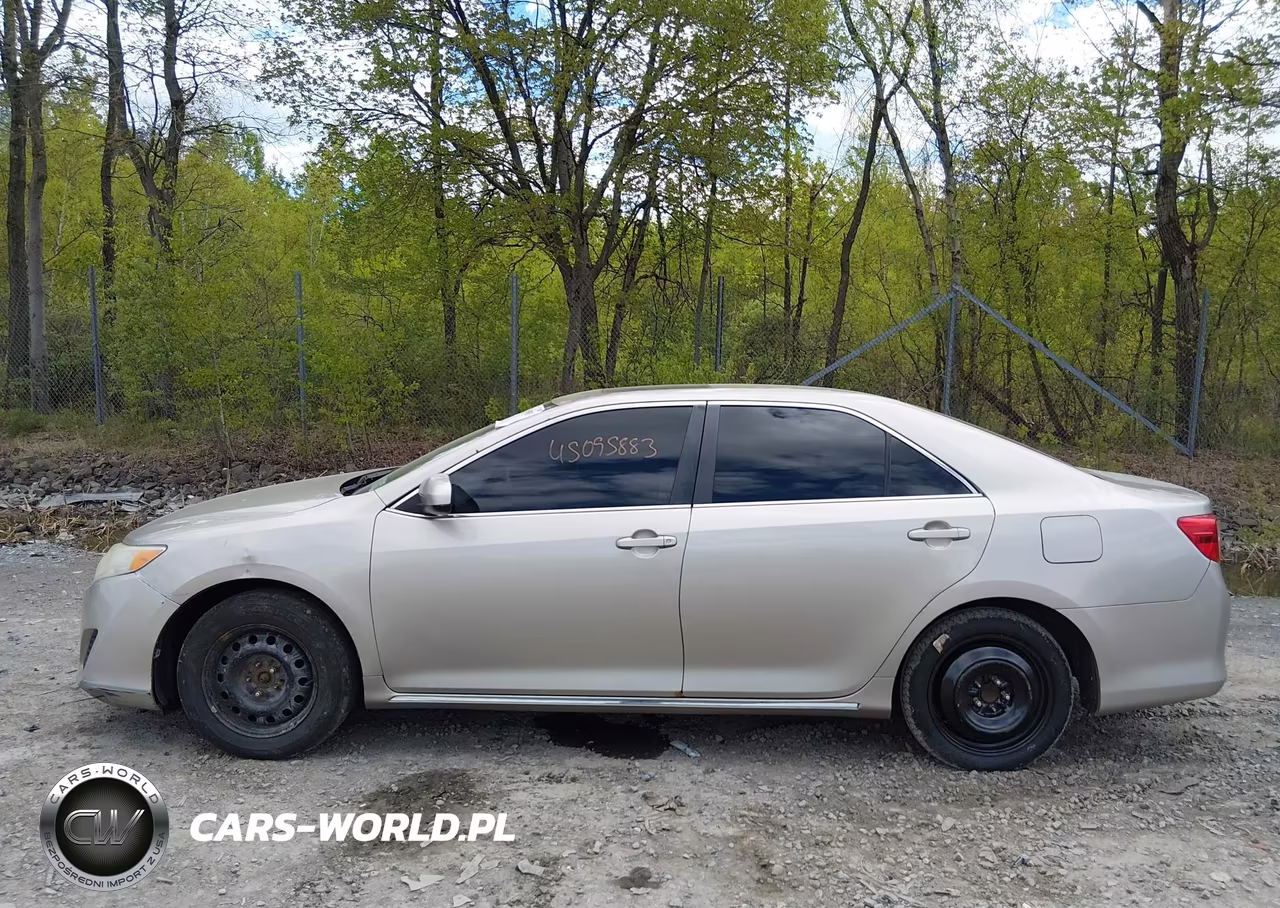 2013 Toyota Camry Le VIN:4T1BF1FK2DU701347 - 14