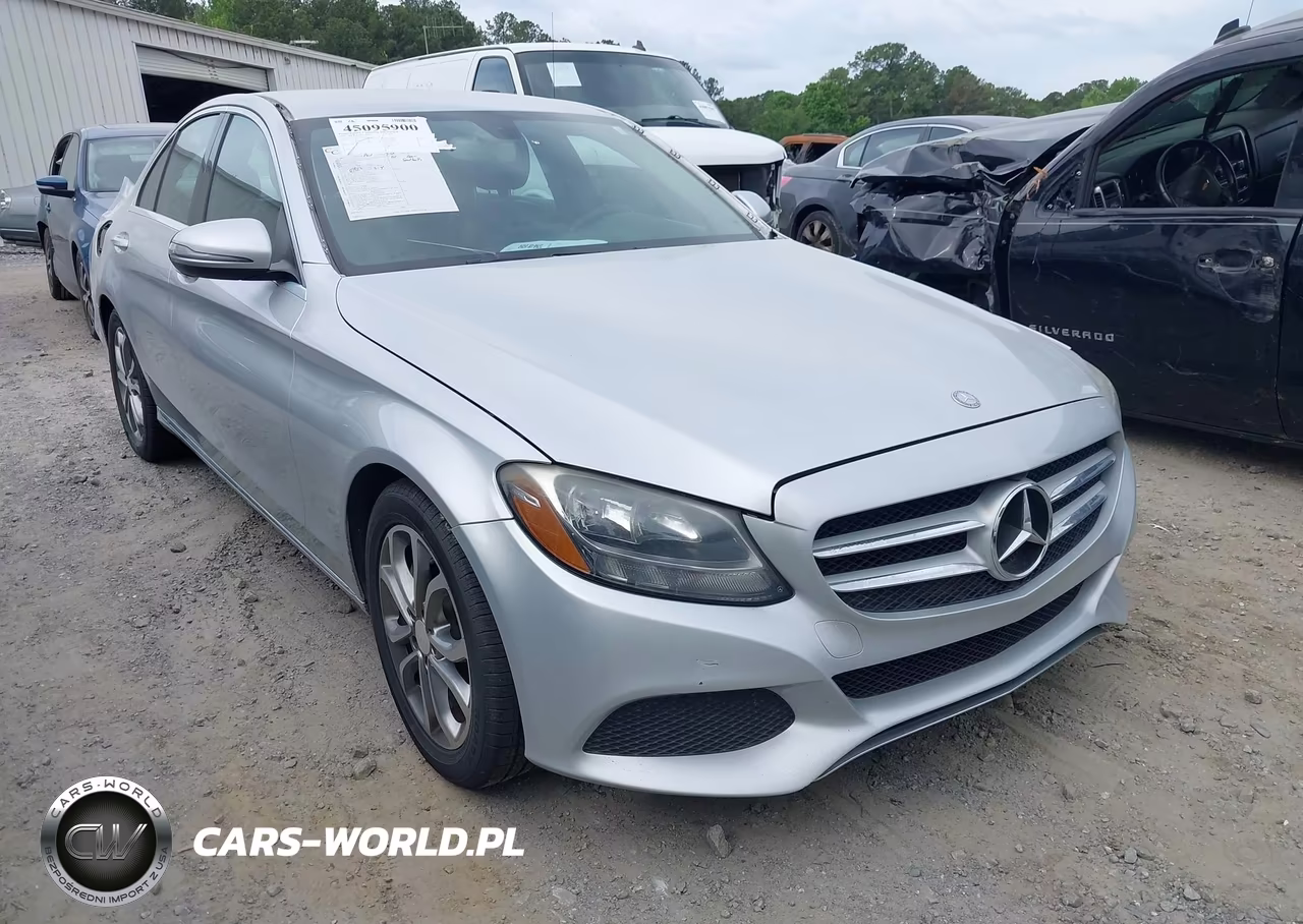 2016 Mercedes-Benz C 300 – zdjęcie 1 z 16