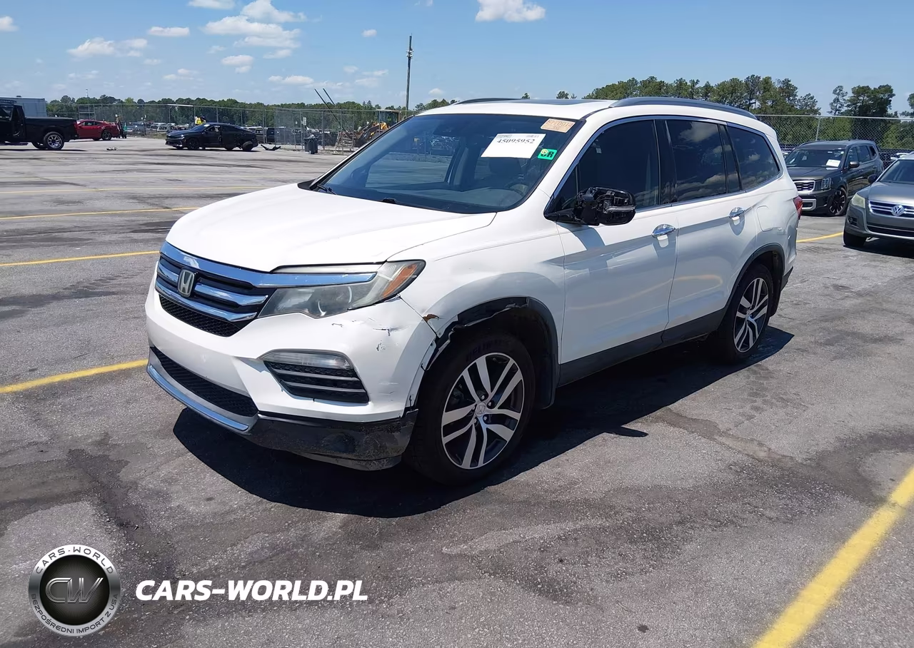 2017 Honda Pilot Touring VIN:5FNYF5H9XHB015328 - 2