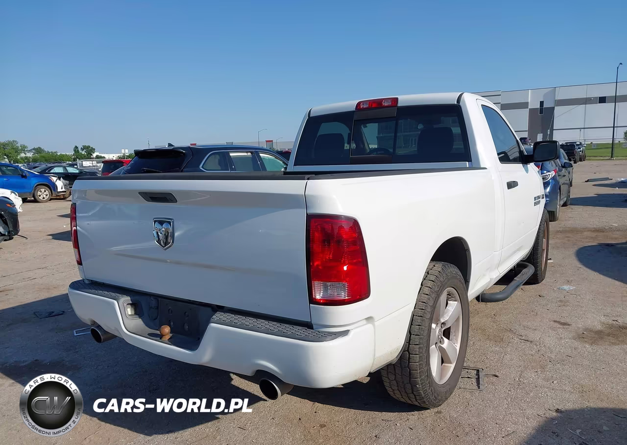 2013 Ram 1500 Express VIN:3C6JR6AT2DG504693 - 4