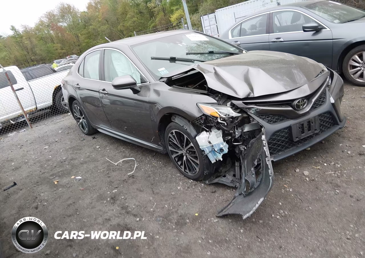 2019 Toyota Camry Se – zdjęcie 1 z 16