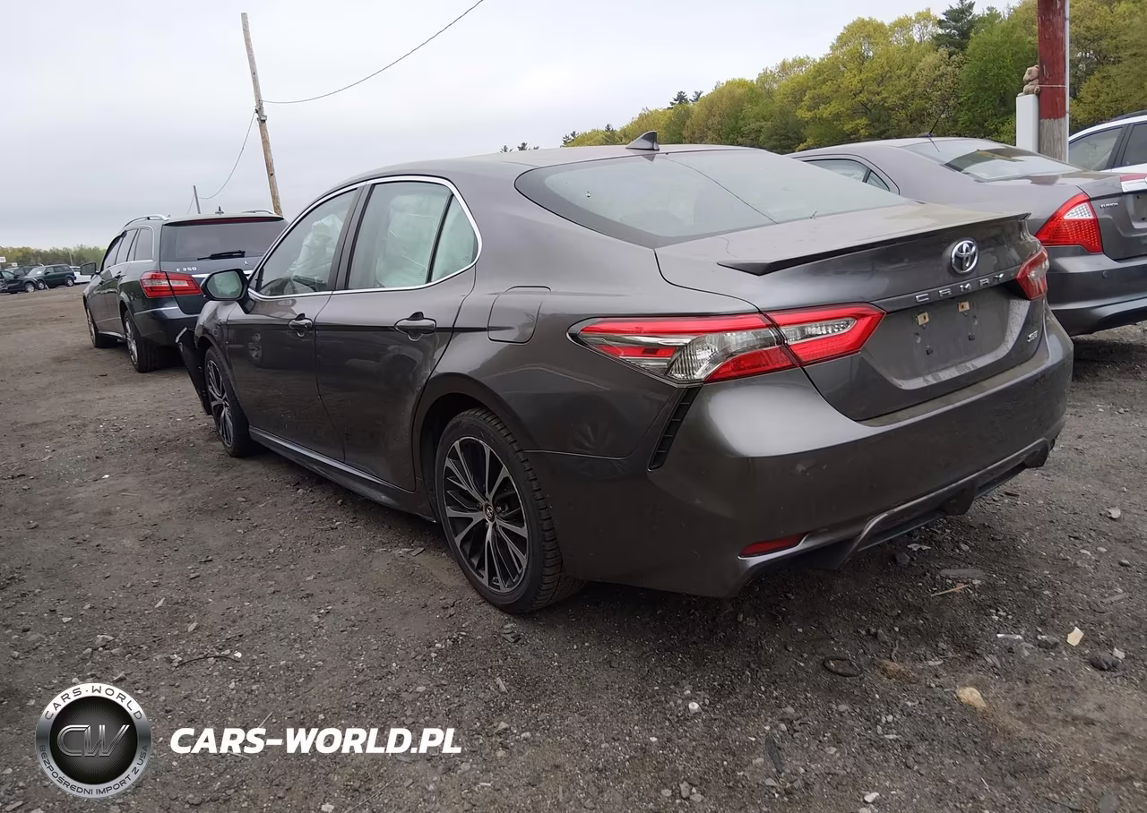 2019 Toyota Camry Se VIN:4T1B11HK4KU708129 - 3