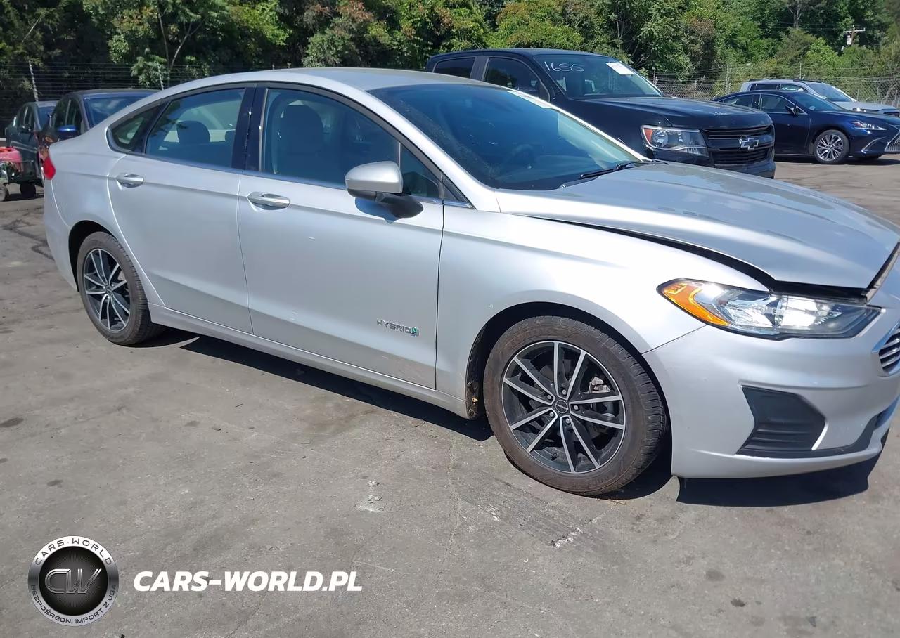 2019 Ford Fusion Hybrid Se VIN:3FA6P0LU0KR267796 - 13