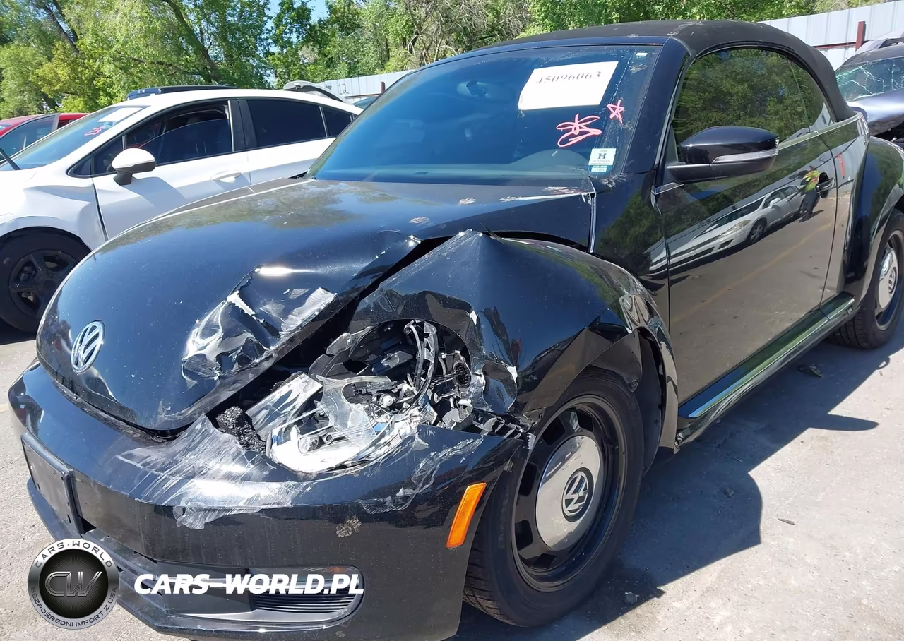 2013 Volkswagen Beetle 2.5L VIN:3VW5P7AT0DM832635 - 6
