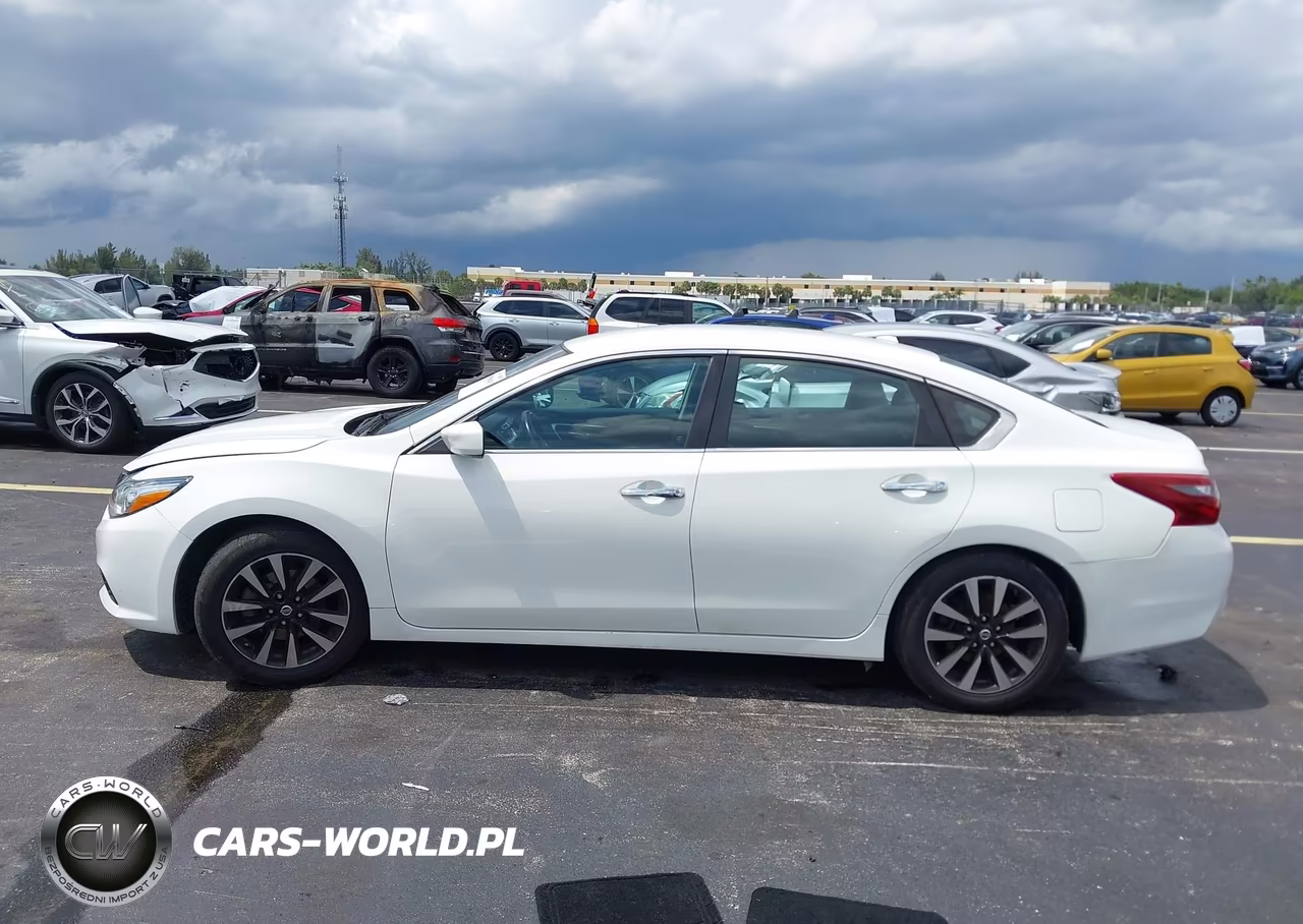 2018 Nissan Altima 2.5 Sv VIN:1N4AL3AP0JC192633 - 14