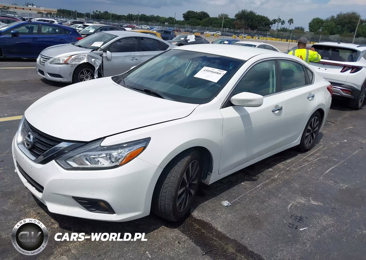 2018 Nissan Altima 2.5 Sv VIN:1N4AL3AP0JC192633 - 2