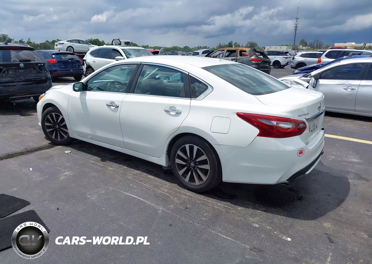 2018 Nissan Altima 2.5 Sv VIN:1N4AL3AP0JC192633 - 3