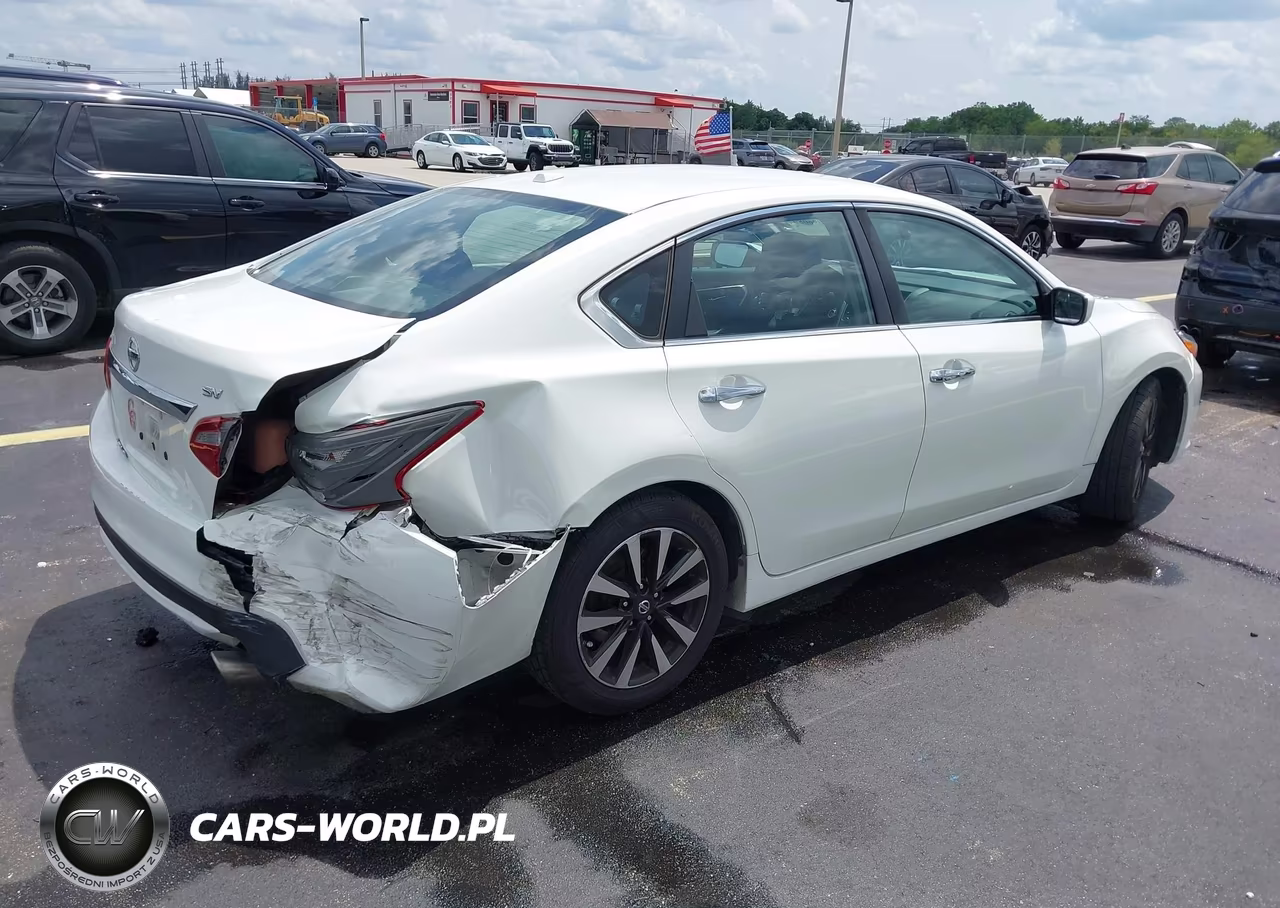 2018 Nissan Altima 2.5 Sv VIN:1N4AL3AP0JC192633 - 4