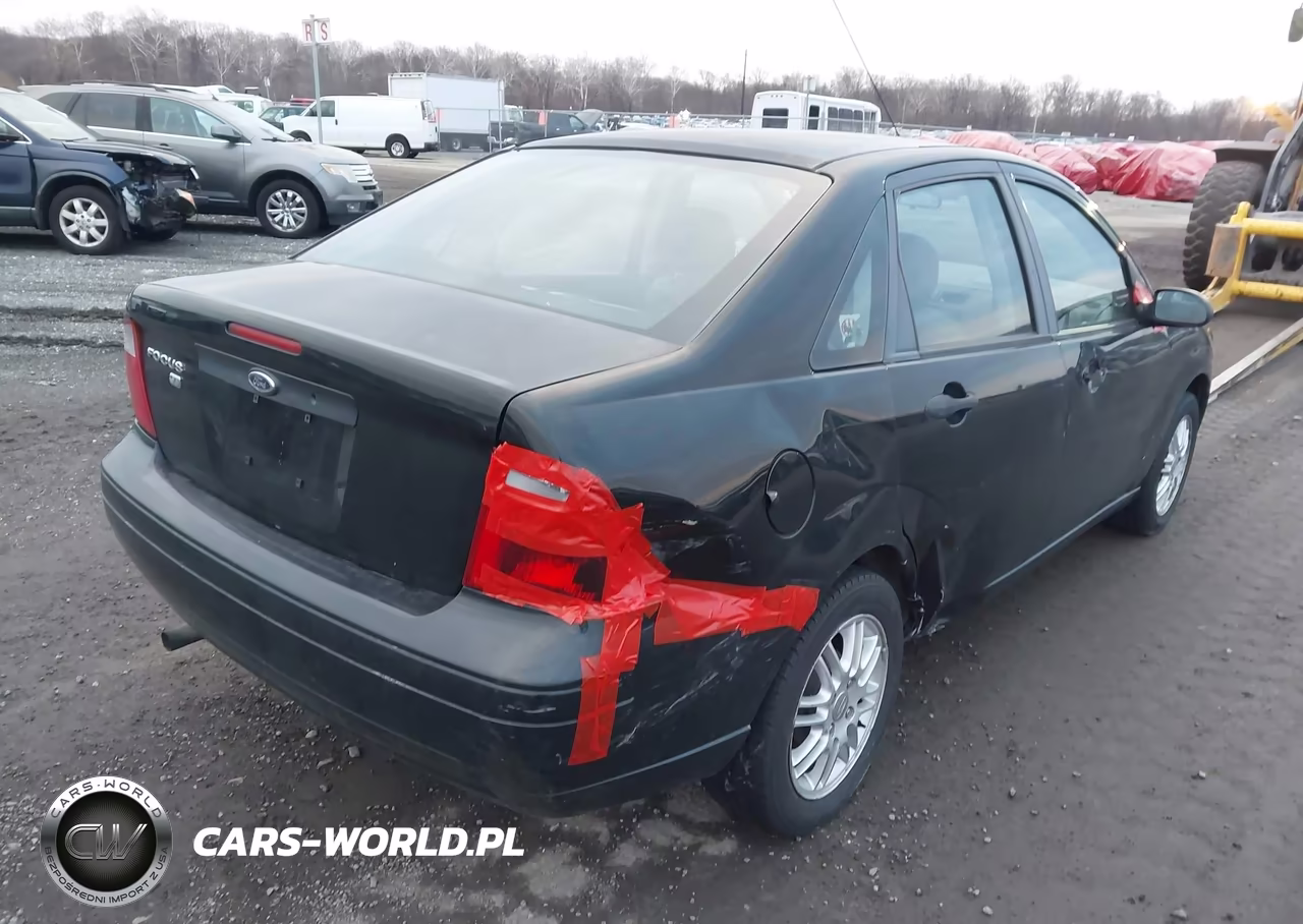2007 Ford Focus S-Se-Ses VIN:1FAHP34N17W275783 - 4