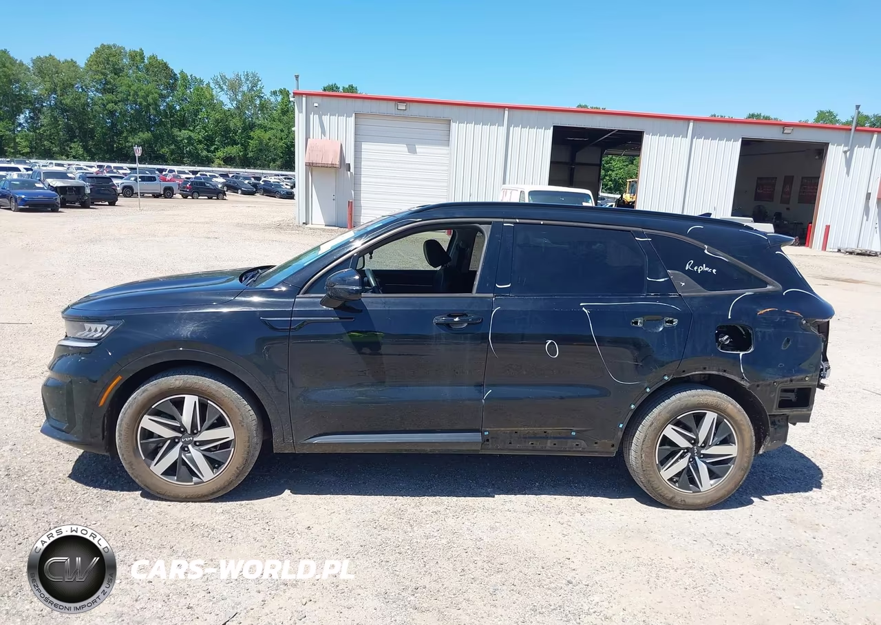 2023 Kia Sorento S VIN:5XYRL4LC5PG215423 - 15