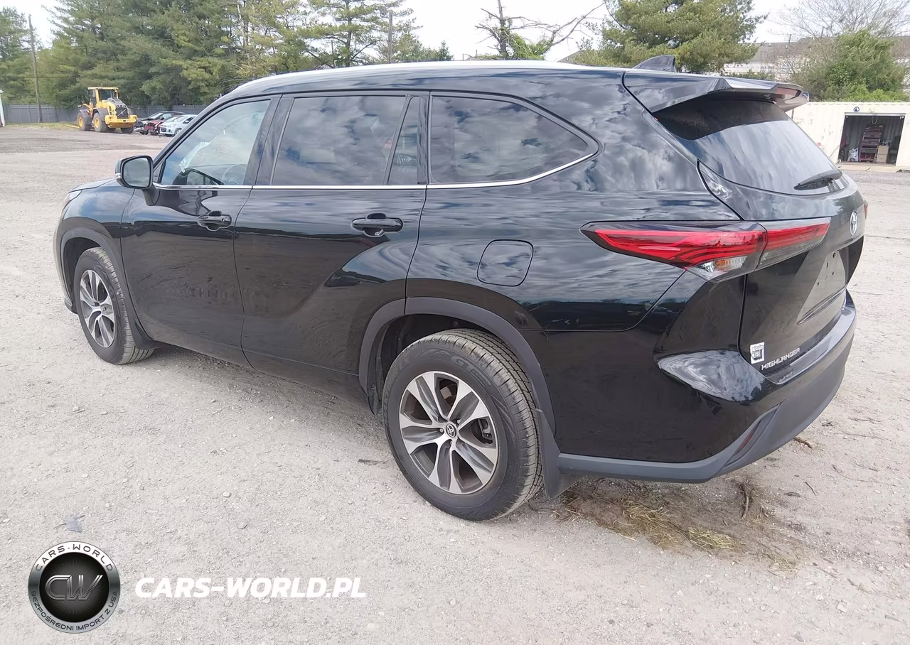 2020 Toyota Highlander Xle VIN:5TDHZRBH5LS501063 - 3