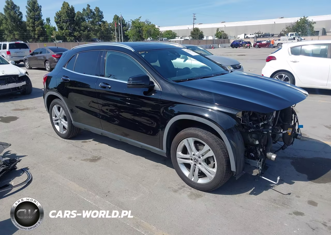 2019 Mercedes-Benz Gla 250 4Matic – zdjęcie 1 z 17