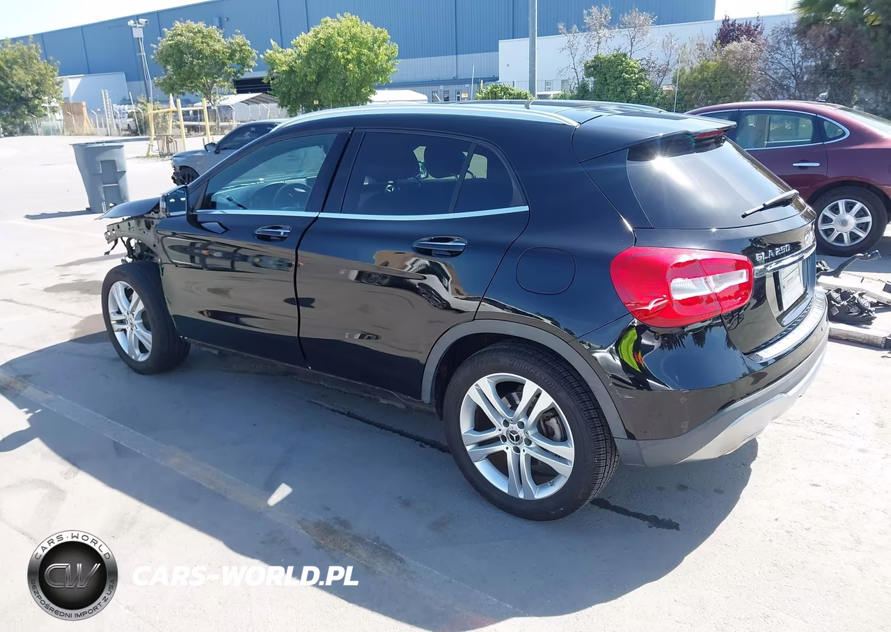 2019 Mercedes-Benz Gla 250 4Matic VIN:WDCTG4GB4KU009457 - 3