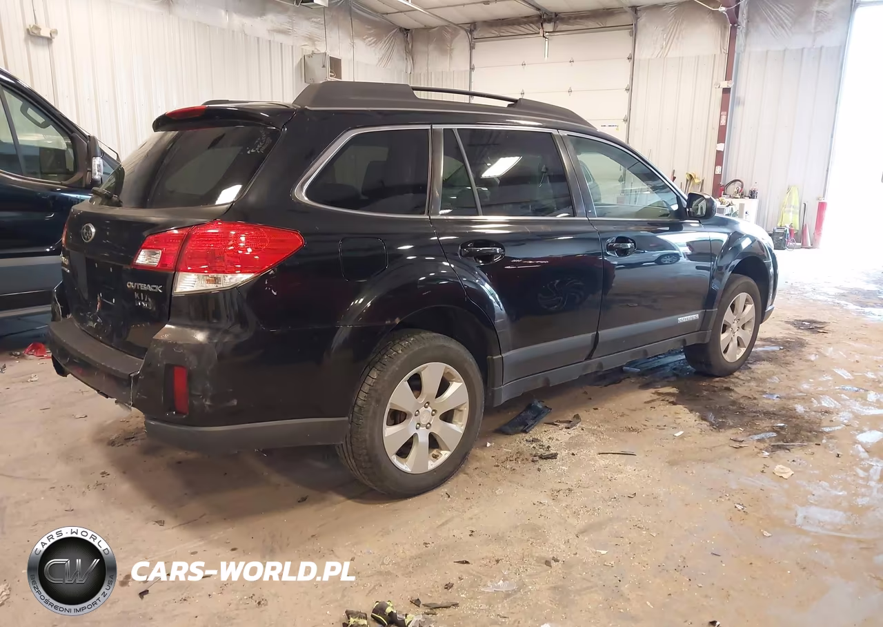 2012 Subaru Outback 2.5I Premium VIN:4S4BRCCC6C3253926 - 4
