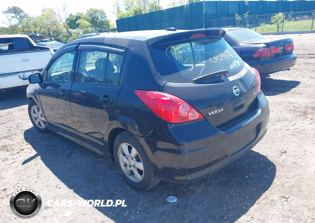 2011 Nissan Versa 1.8Sl VIN:3N1BC1CP2BL367005 - 3