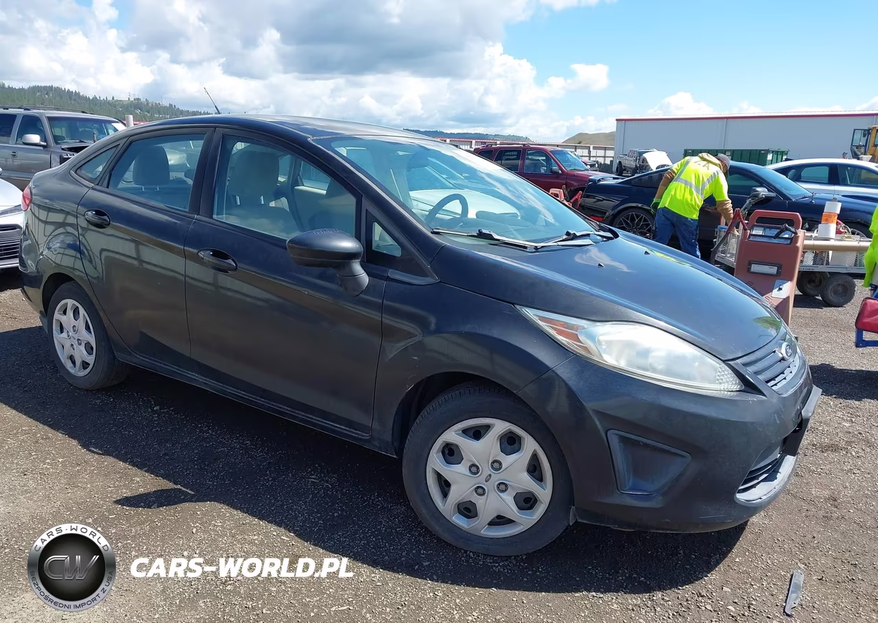 2013 Ford Fiesta S