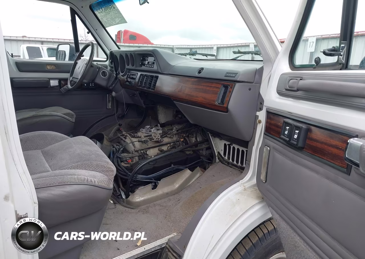 1994 Dodge Ram Wagon B250 VIN:2B4HB25Y8RK131368 - 5