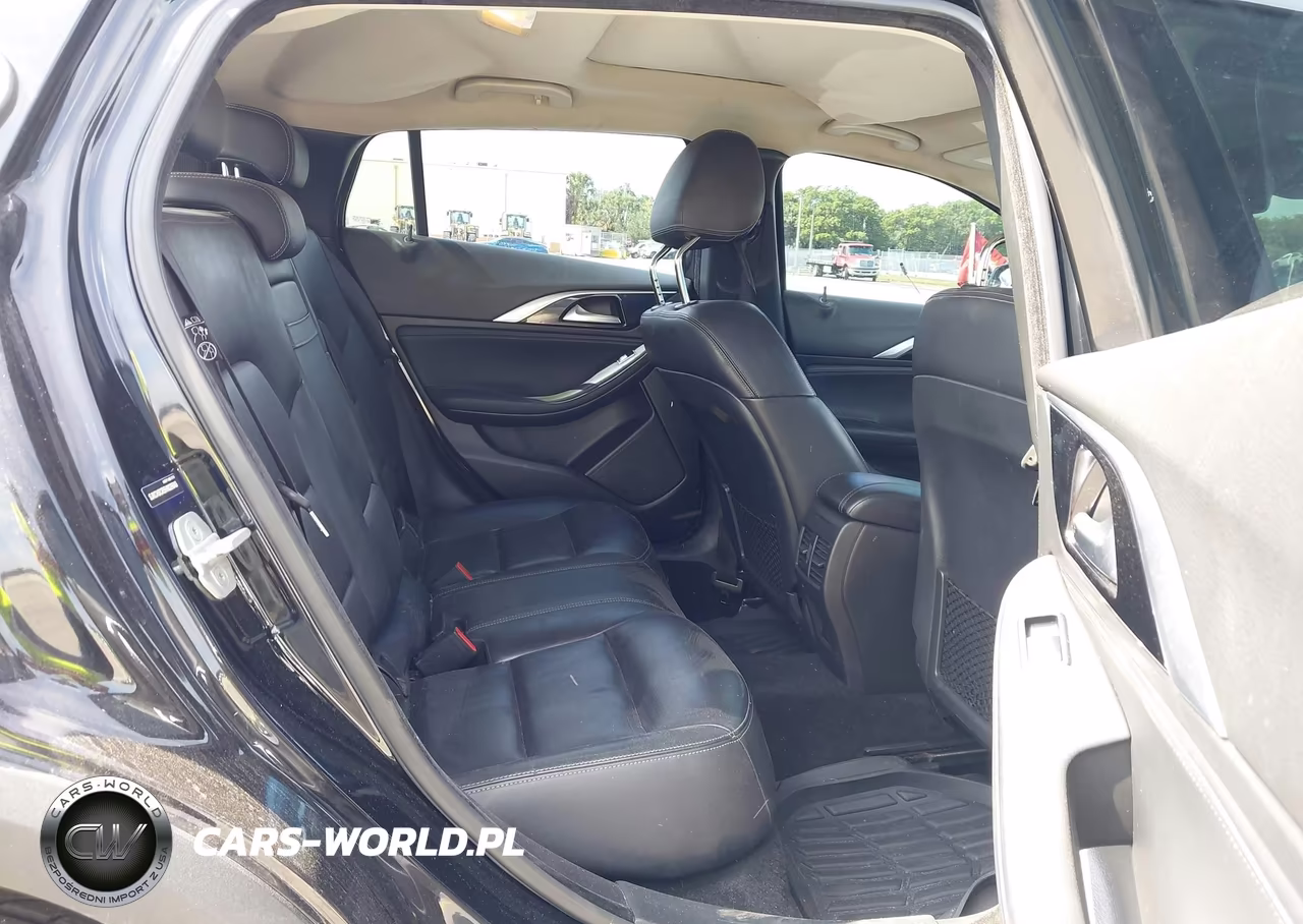2017 Infiniti Qx30 Premium VIN:SJKCH5CR5HA026643 - 8