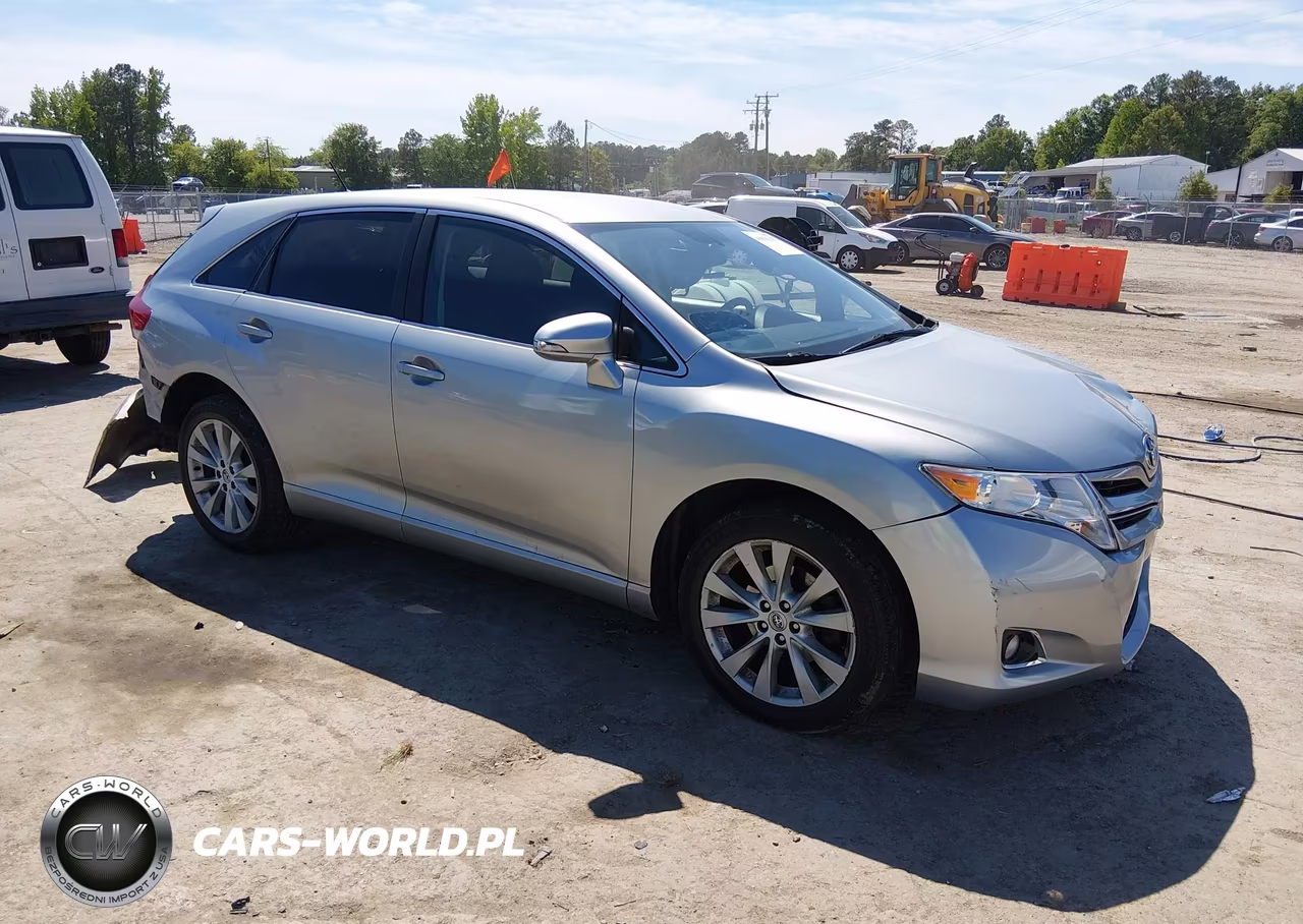 2015 Toyota Venza Le – zdjęcie 1 z 18