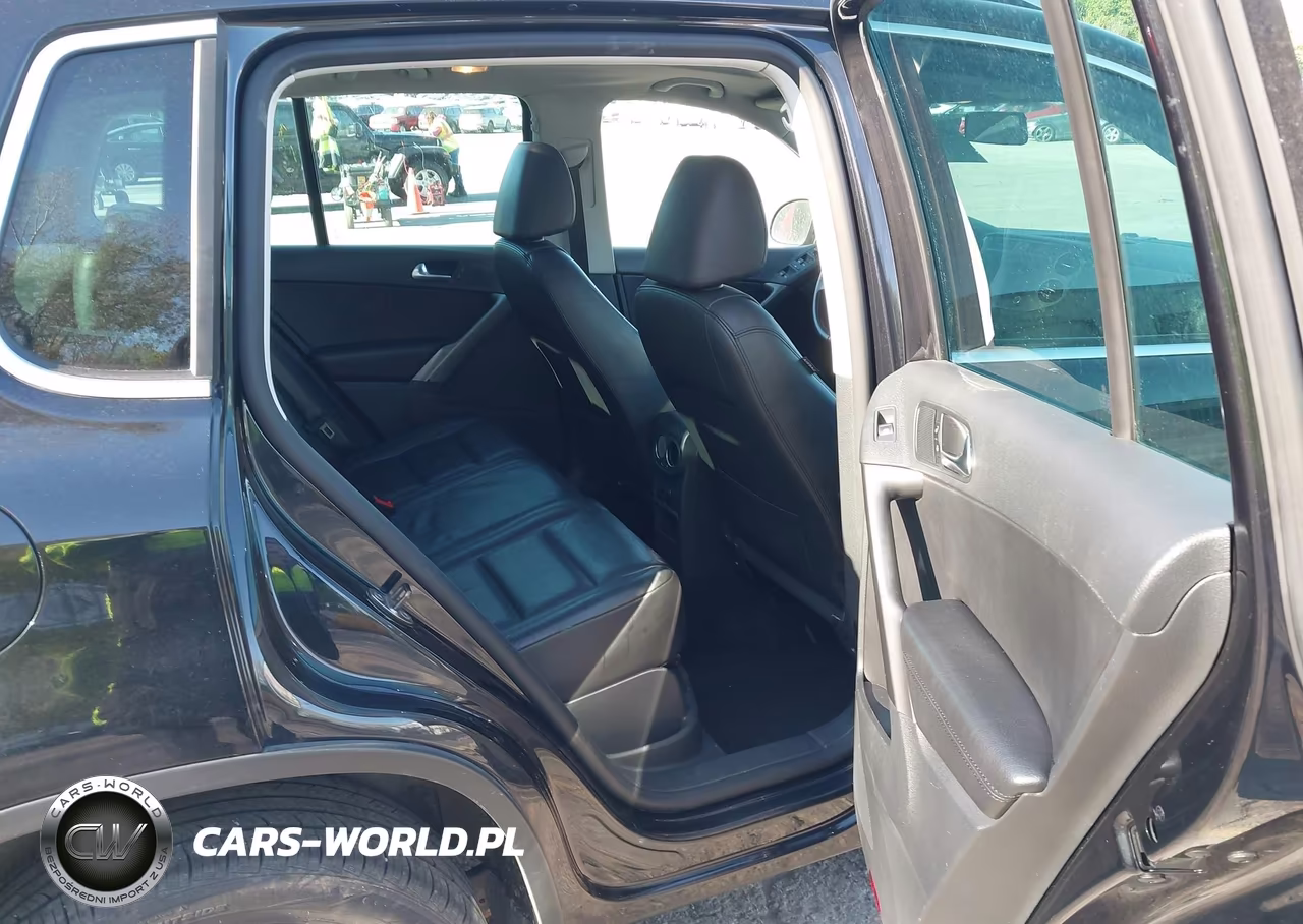 2010 Volkswagen Tiguan Se VIN:WVGBV7AX6AW510524 - 8