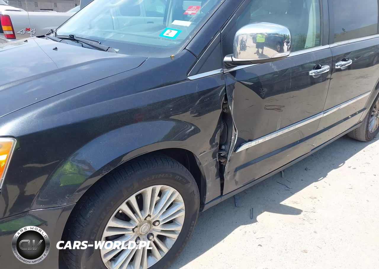 2014 Chrysler Town & Country Touring-L VIN:2C4RC1CG0ER285082 - 6